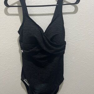 KRINGLE BY PENBROOKE  One-Piece Swimsuit Long Torso Size 10 NWT Chlorine Proof